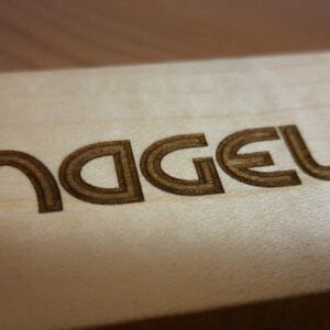 NAGEL Guitars - Logo im Holz