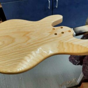 NAGEL Guitars - mit dem Öl kommt die Zeichnung des Holzes erst besonders gut zur Geltung